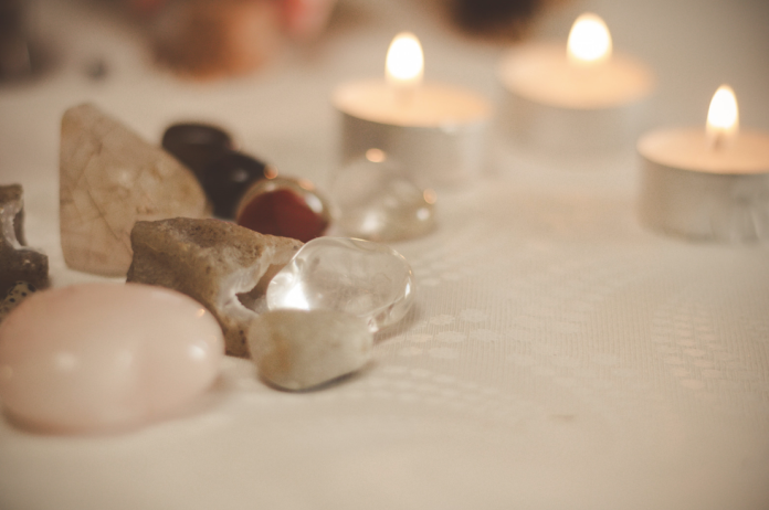Different Methods for a Crystal Reading Different Methods for a Crystal Reading