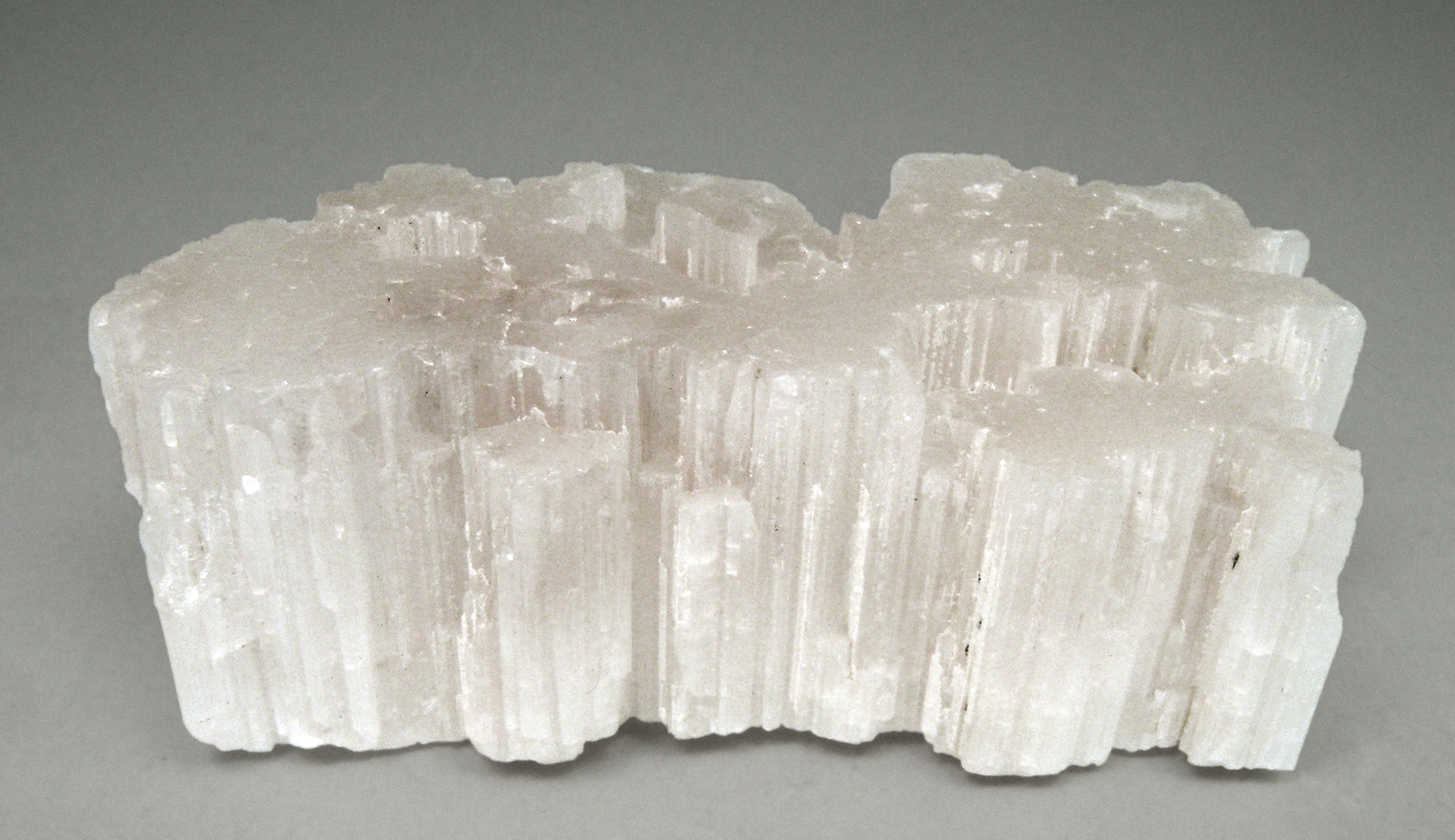 Beryllonite Beryllonite